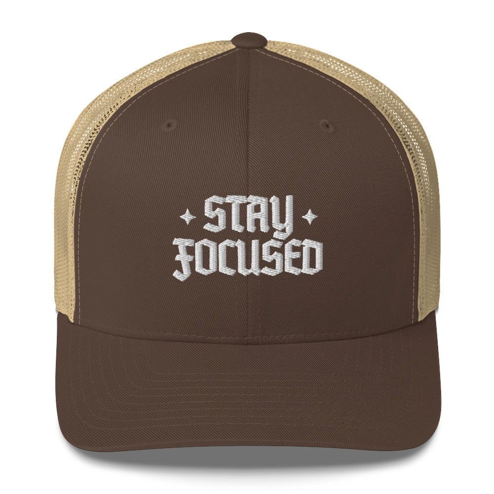 Glory Darts - Stay Focused Retro Trucker-Cap