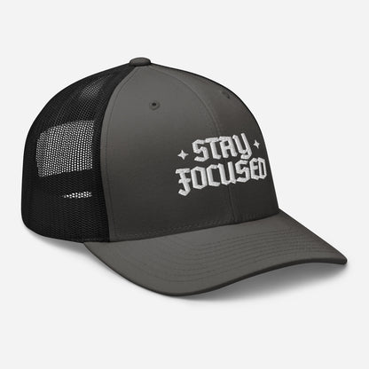 Glory Darts - Stay Focused Retro Trucker-Cap